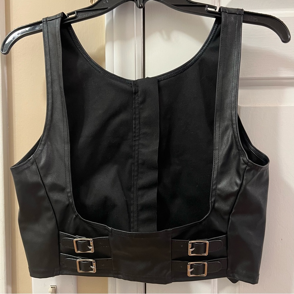 Blackmilk clothing harness buckle vest new with tags size medium - Picture 1 of 4
